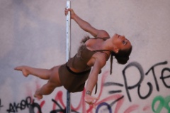 Full Art Acrobatique 17 * 6240 x 4160 * (6.87MB)